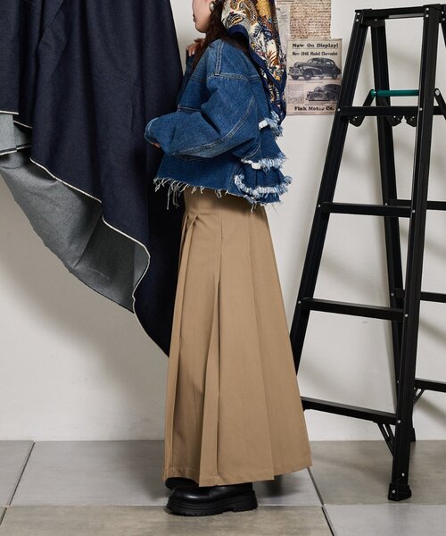 etsinta（エシンタ）の「【etsinta/エシンタ】バックフリルデニムジャケット（デニムジャケット・レディース・ブラック/ブルー・ONE SIZE）」の18枚目の写真