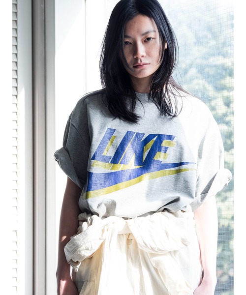 k3&co.(ケイスリーアンドコー)の「【LIKE】PRINT TEE(Tシャツ/カットソー・レディース・ネイビー/アイボリー/グレー・ONE SIZE)」の13枚目の写真