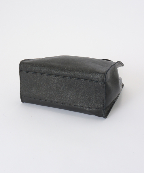 AULENTTI(オウレンティ)の「【AULENTTI/オウレンティ】 マルチWAY TOTE BAG(ショルダーバッグ・レディース・ブラック/シルバー・FREE)」の20枚目の写真