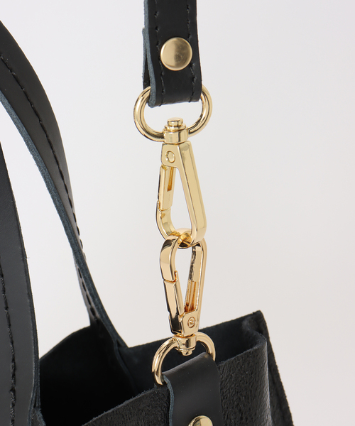 AULENTTI(オウレンティ)の「【AULENTTI/オウレンティ】 マルチWAY TOTE BAG(ショルダーバッグ・レディース・ブラック/シルバー・FREE)」の15枚目の写真