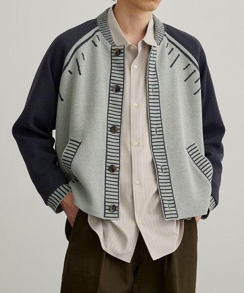 PUBLIC TOKYO（パブリックトウキョウ）の「グラフィティ―ニットスタジャンカーデ（カーディガン/ボレロ・メンズ・ライトグレー/ダークブラウン・1/2）」の7枚目の写真