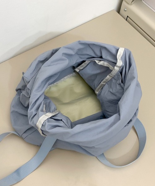 VIBGYOR（ヴィブジョー）の「urbanfemine./軽量ドーローストリングナップサック U7430（バックパック/リュック・レディース・ホワイト/ベージュ/ブルー/ブラック・FREE）」の17枚目の写真