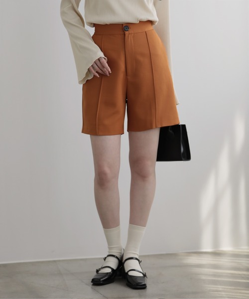nouvellemoi(ヌーベルモイ)の「フロントタックハーフパンツ(その他パンツ・レディース・ブラック/オレンジ・S)」の1枚目の写真