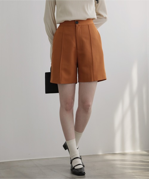 nouvellemoi(ヌーベルモイ)の「フロントタックハーフパンツ(その他パンツ・レディース・ブラック/オレンジ・S)」の3枚目の写真