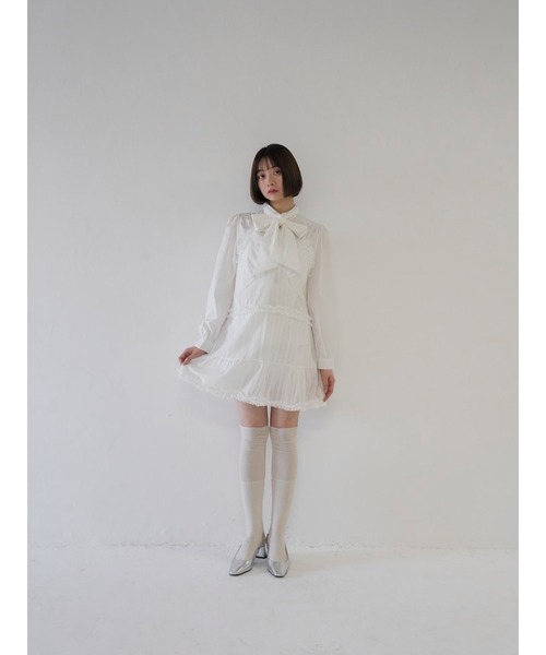 Uenui（ウニュイ）の「ラウンドフリル キャミワンピース（ワンピース・レディース・ホワイト/ブラック・FREE）」の3枚目の写真