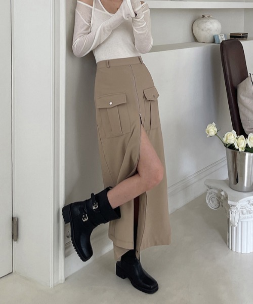 FAVORITO(ファヴォリート)の「ハイウエストフロントスリットジップ付きスカート(スカート・レディース・モカ/ブラック・S/M)」の19枚目の写真
