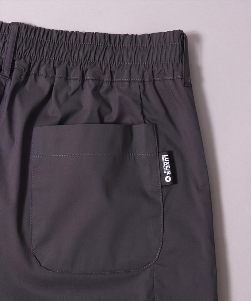 LUXE/R GOLF（ラグジュ ゴルフ）の「(RM)【LUXE/R GOLF】ストレッチ クロス サイドロゴ ショート ピンタック パンツ（チノパンツ・メンズ・ブラック/カーキ/チャコールグレー/ベージュ・M/L/XL）」の17枚目の写真