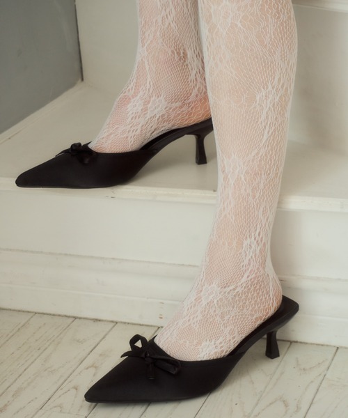 Birthday room（バースデイルーム）の「サテンポインテッドトゥリボンサンダル/satin pointedtoe ribbon sandal（サンダル・レディース・ブラック/ブラウン・SMALL/MEDIUM/LARGE）」の17枚目の写真