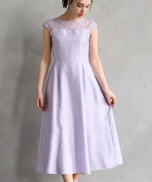 AIMER（エメ）の「リリアン刺繍×シャンタン フレンチスリーブフレアパーティードレス　結婚式　お呼ばれ　ドレス　20代 30代（ドレス・レディース・ピーコックグリーン系/ベージュ/ラベンダー/ピンクベージュ・MEDIUM/LARGE）」の3枚目の写真