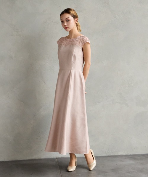 AIMER（エメ）の「リリアン刺繍×シャンタン フレンチスリーブフレアパーティードレス　結婚式　お呼ばれ　ドレス　20代 30代（ドレス・レディース・ピーコックグリーン系/ベージュ/ラベンダー/ピンクベージュ・MEDIUM/LARGE）」の16枚目の写真