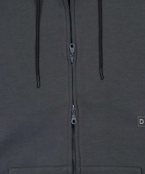 The DUFFER of ST.GEORGE（ザダファーオブセントジョージ）の「〔BLACK LABEL〕COOLMAX SMOOTH ZIP S/S PARKA：セットアップ クールマックス スムース 半袖パーカー（パーカー・メンズ・ブルーグレー/ブラック・SMALL/MEDIUM/LARGE/X-LARGE）」の14枚目の写真
