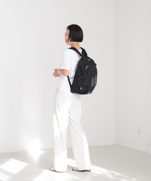 W&.Day/Night(ダブルアンド デイナイト)の「リュックサック アウリンコ 19L 15174(バックパック/リュック・レディース・モカ/ブラック/ライトグレー系1・FREE)」の7枚目の写真