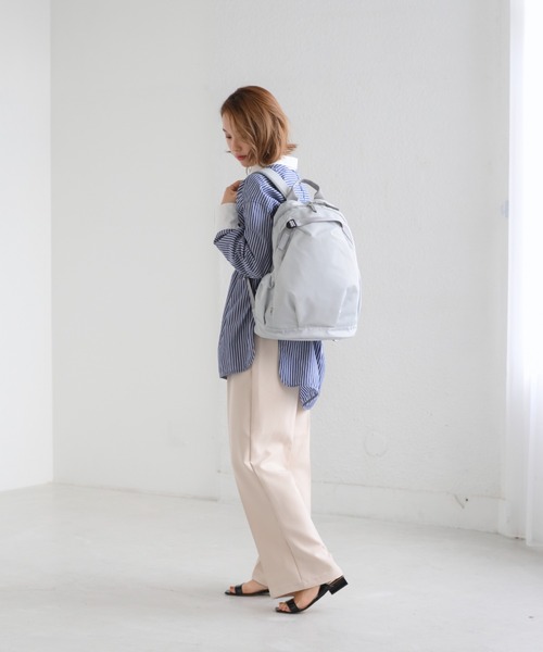 W&.Day/Night(ダブルアンド デイナイト)の「リュックサック アウリンコ 19L 15174(バックパック/リュック・レディース・モカ/ブラック/ライトグレー系1・FREE)」の14枚目の写真
