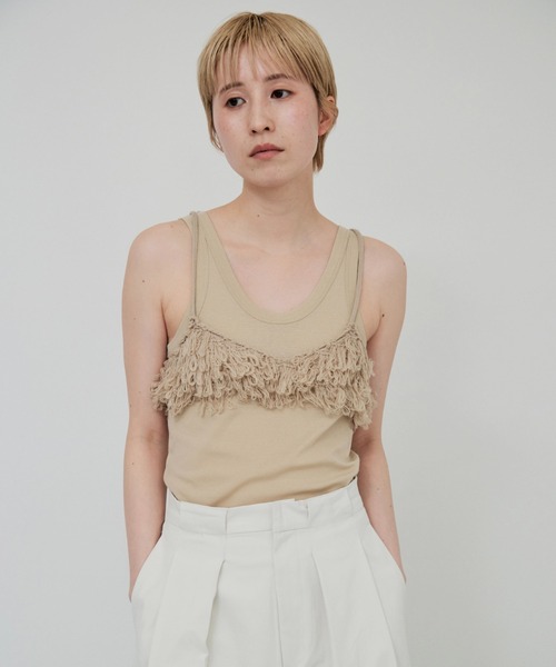 lit（リット）の「Loop Fringe Knit Bustier（キャミソール・レディース・ブラック/ベージュ/チャコールグレー・FREE）」の3枚目の写真