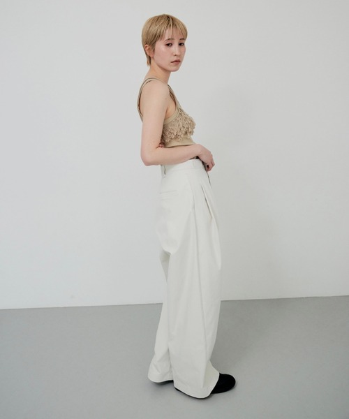 lit（リット）の「Loop Fringe Knit Bustier（キャミソール・レディース・ブラック/ベージュ/チャコールグレー・FREE）」の9枚目の写真