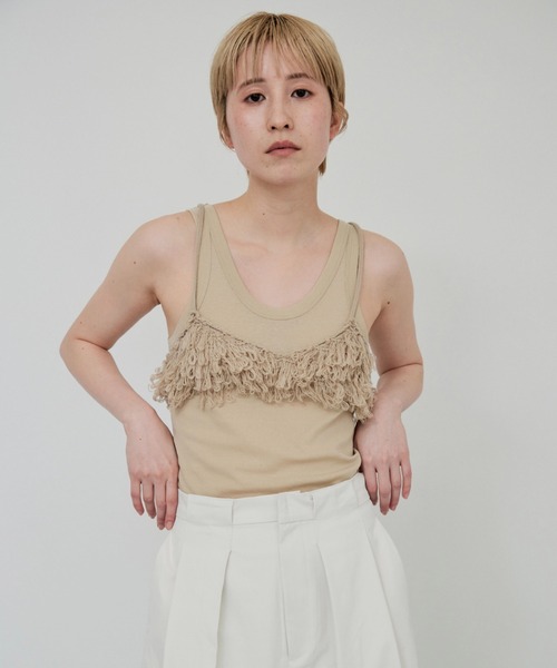 lit（リット）の「Loop Fringe Knit Bustier（キャミソール・レディース・ブラック/ベージュ/チャコールグレー・FREE）」の7枚目の写真