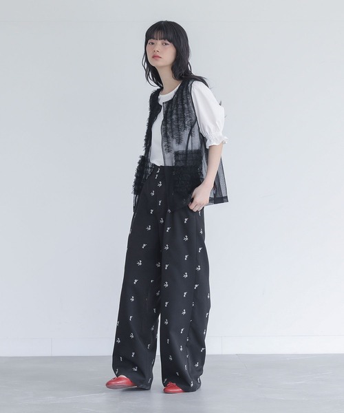 somari imagination(ソマリ イマジネーション)の「チュールフリルベスト(ベスト・レディース・ライトグレー/ブラック・2/1)」の21枚目の写真