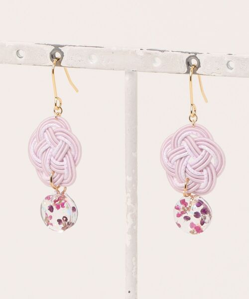 tone（トーン）の「【Shin】[Shin]水引とお花のピアス(MA)（ピアス（両耳用）・レディース・ホワイト/パープル系その他3/ゴールド系1/ゴールド系2/パープル系その他2/パープル系その他/クリーム・FREE）」の4枚目の写真