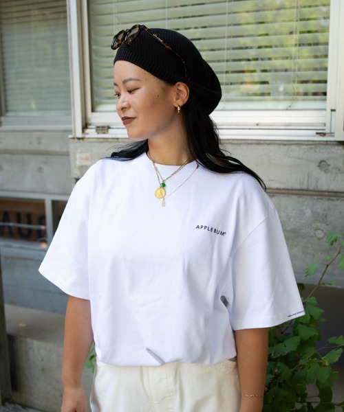 APPLEBUM(アップルバム)の「Logo T-shirt(Tシャツ/カットソー・メンズ・ホワイト/ブラック・SMALL/MEDIUM/LARGE/X-LARGE/XX-LARGE)」の1枚目の写真