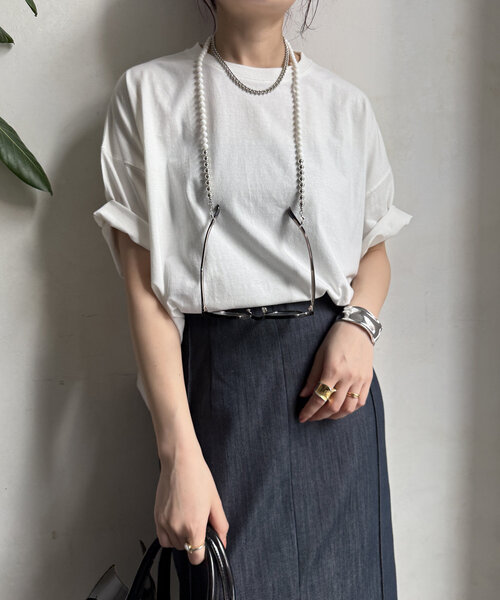 DouDou(ドゥドゥ)の「【WEB限定】 USAコットンビッグシルエットTEE(Tシャツ/カットソー・レディース・オレンジ/モスグリーン/オフホワイト/チャコールグレー・FREE)」の2枚目の写真