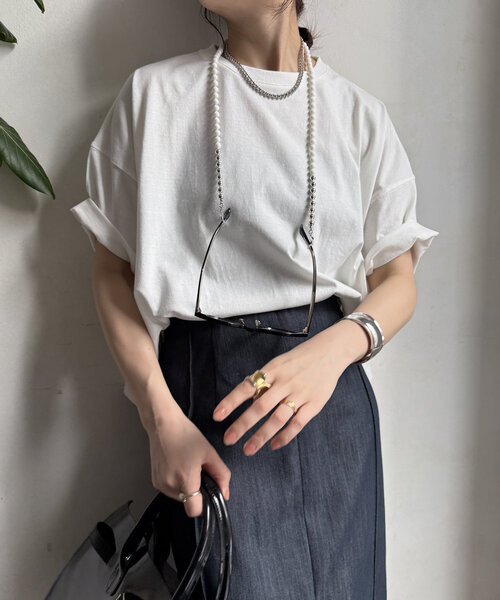 DouDou(ドゥドゥ)の「【WEB限定】 USAコットンビッグシルエットTEE(Tシャツ/カットソー・レディース・オレンジ/モスグリーン/オフホワイト/チャコールグレー・FREE)」の12枚目の写真