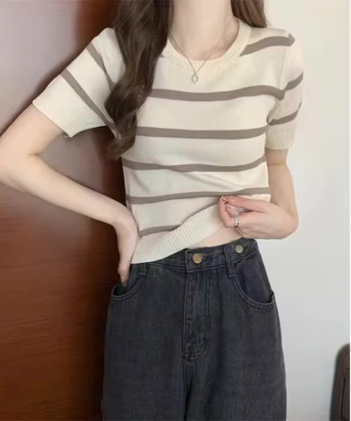 B.I.D.（ビーアイディー）の「《レディース ショート丈ニット(BDS)（ニット/セーター・レディース・グリーン/ベージュ/ネイビー/ブラック・FREE）」の12枚目の写真