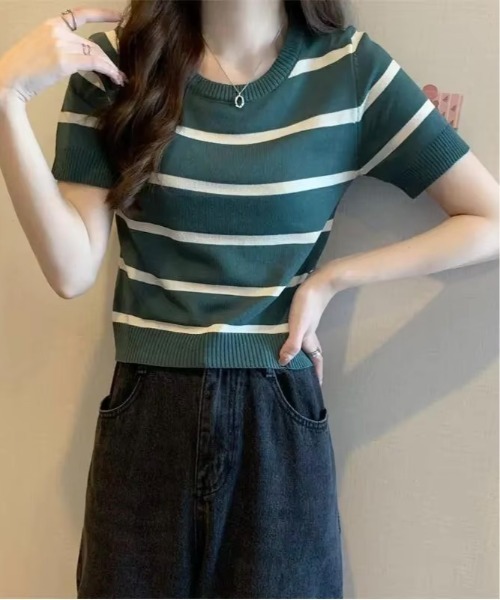 B.I.D.（ビーアイディー）の「《レディース ショート丈ニット(BDS)（ニット/セーター・レディース・グリーン/ベージュ/ネイビー/ブラック・FREE）」の6枚目の写真