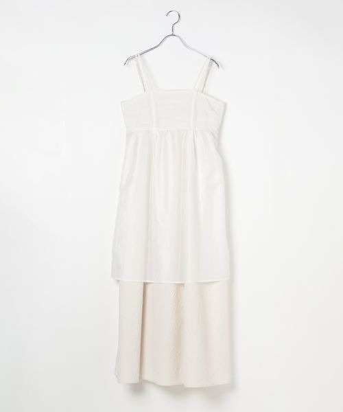 PAGEBOY（ページボーイ）の「シャーリングキャミワンピース（ワンピース・レディース・アイボリー/ブラック/ホワイト系・FREE）」の20枚目の写真