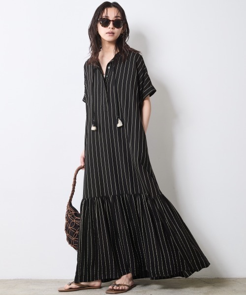 CHIC STYLE(シックスタイル)の「ストライプフレンチスリーブロングワンピース<大きいサイズ有>シックスタイル(ワンピース・レディース・ブラック系/ホワイト系/ブラック系その他2/ホワイト系その他2・M/L/LL/3L/4L/5L)」の4枚目の写真