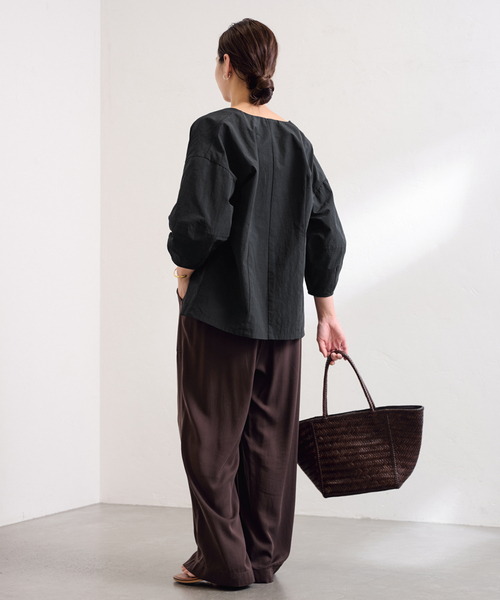 FRAMeWORK（フレームワーク）の「≪撥水機能付き≫PROTAGONISTA/プロタゴニスタ 別注撥水 ノーカラージャケット（ノーカラージャケット・レディース・ブラック・FREE）」の4枚目の写真