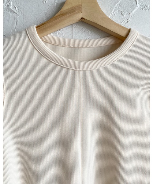 She's Closet(シーズクローゼット)の「カットアウト 肩あき オープンショルダー 半袖 リブTシャツ(Tシャツ/カットソー・レディース・アイボリー/モカ/ブラック/ブラウン/グリーン・FREE)」の18枚目の写真