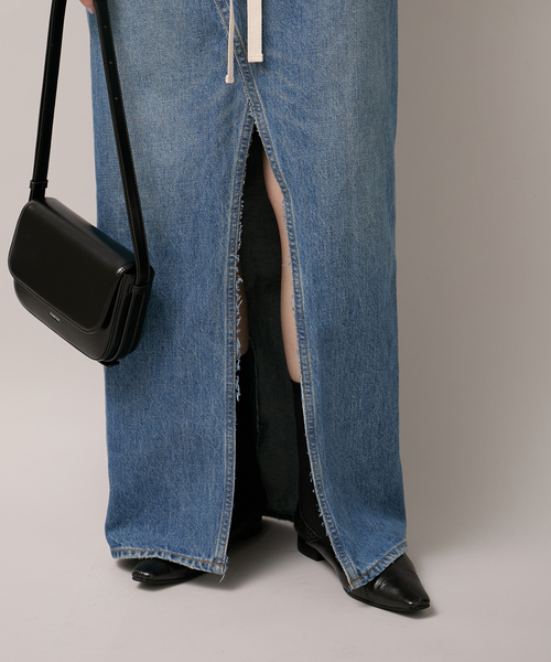 Bonum（ボナム）の「ワイドイージーデニムスカート（スカート・レディース・コバルトブルー/ネイビー・30/28）」の13枚目の写真