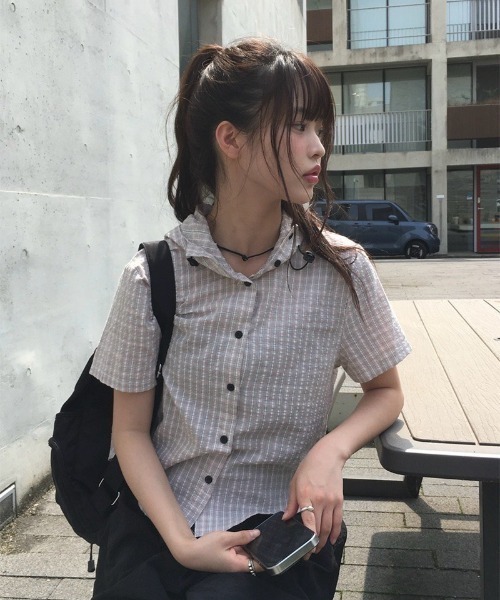 anyonemore（エニワンモア）の「サッカーギンガムチェックサマーフード半袖シャツ（シャツ/ブラウス・レディース・ブラック/ピンク・FREE）」の20枚目の写真