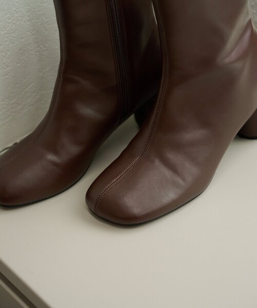 Omekashi(オメカシ)の「ショートブーツ(ブーツ・レディース・ブラック/ブラウン・MEDIUM/SMALL/LARGE)」の9枚目の写真
