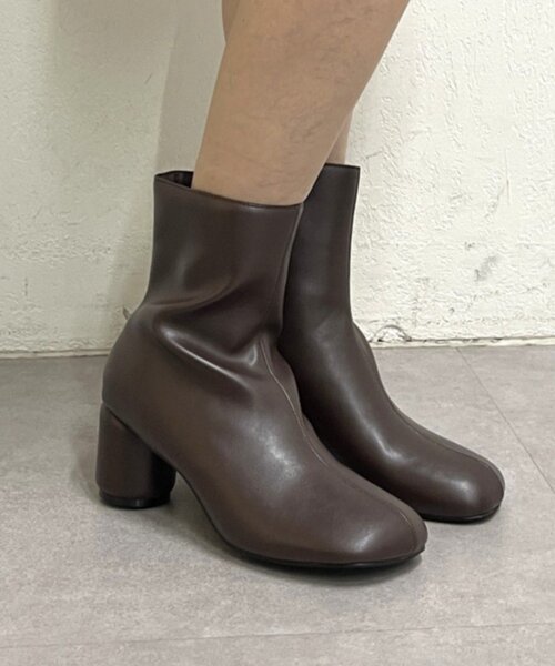 Omekashi(オメカシ)の「ショートブーツ(ブーツ・レディース・ブラック/ブラウン・MEDIUM/SMALL/LARGE)」の10枚目の写真