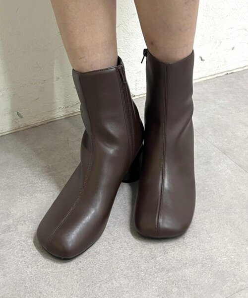 Omekashi(オメカシ)の「ショートブーツ(ブーツ・レディース・ブラック/ブラウン・MEDIUM/SMALL/LARGE)」の12枚目の写真