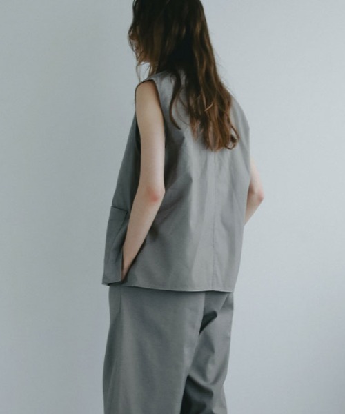 シャンブルサイドタックノーカラーベスト（ベスト）｜ETRE TOKYO