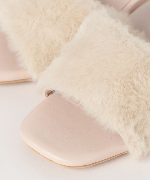 Heather(ヘザー)の「ファーミュールサンダル 573226(サンダル・レディース・アイボリー/グレー・M/L)」の13枚目の写真