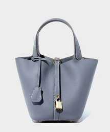 バケツバッグ」に該当するバッグ（ストライプ柄）ファッション通販
