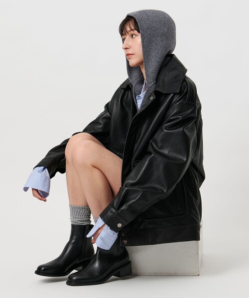 UNITED ARROWS（ユナイテッドアローズ）の「ニット フードストール（ストール/ショール・レディース・ライトグレー/ダークグレー・FREE）」の12枚目の写真