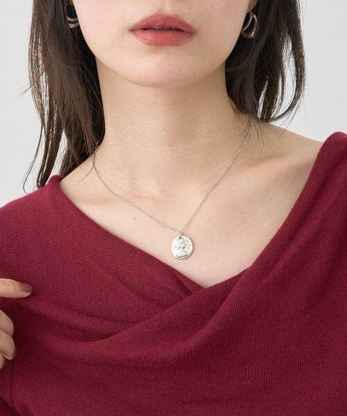 earth music&ecology（アースミュージックアンドエコロジー）の「SET2点パールチェーンネックレス＋コインモチーフネックレス（ネックレス・レディース・シルバー/ゴールド・FREE）」の14枚目の写真