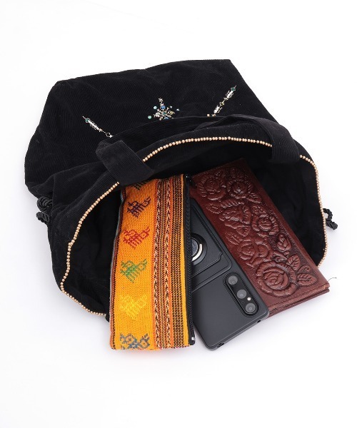 チチカカ（チチカカ）の「Rico フェズ刺繍巾着ショルダートートバッグ（トートバッグ・レディース・オフホワイト/ブラック・FREE）」の11枚目の写真