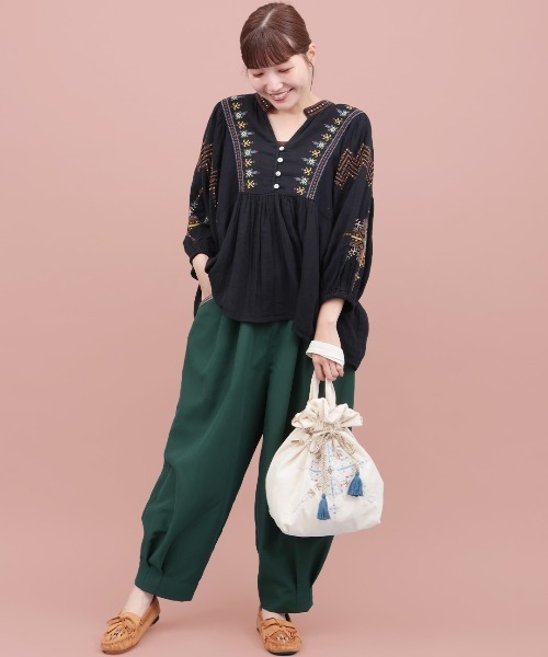 チチカカ（チチカカ）の「Rico フェズ刺繍巾着ショルダートートバッグ（トートバッグ・レディース・オフホワイト/ブラック・FREE）」の18枚目の写真