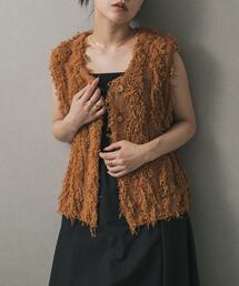 シニカル　今季品物　ベスト ベージュキャメル シニカル 今季品物 ベスト ベージュキャメル