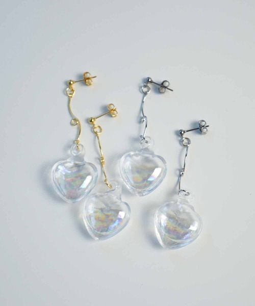 CERCA（チェルカ）の「jolie minette/お水入り ハートガラスドーム ピアス（ピアス（両耳用）・レディース・シルバー/ゴールド・FREE）」の4枚目の写真