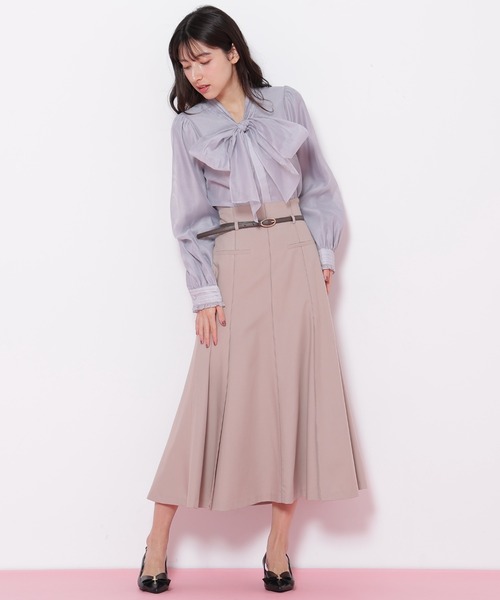 JILL by JILL STUART（ジルバイジルスチュアート）の「◇細ベルト付きセミフレアスカート（スカート・レディース・グリーン/グレー/ネイビー/ベージュ・SMALL/MEDIUM）」の2枚目の写真