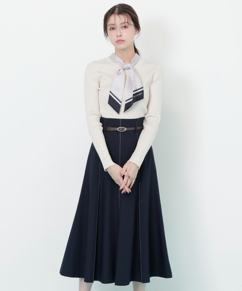 JILL by JILL STUART（ジルバイジルスチュアート）の「◇細ベルト付きセミフレアスカート（スカート・レディース・グリーン/グレー/ネイビー/ベージュ・SMALL/MEDIUM）」の4枚目の写真