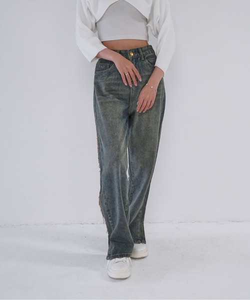 Uenui（ウニュイ）の「【 cunii 】 side line slit wide denim（デニムパンツ・レディース・インディゴブルー/ブルー・M/S/L）」の6枚目の写真