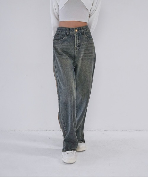 Uenui（ウニュイ）の「【 cunii 】 side line slit wide denim（デニムパンツ・レディース・インディゴブルー/ブルー・M/S/L）」の7枚目の写真