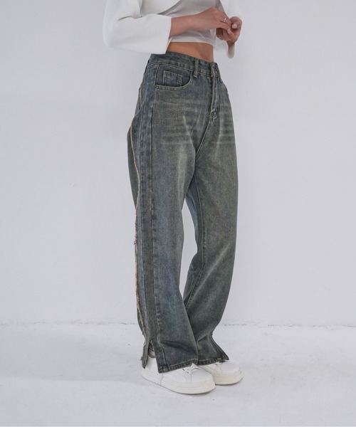 Uenui（ウニュイ）の「【 cunii 】 side line slit wide denim（デニムパンツ・レディース・インディゴブルー/ブルー・M/S/L）」の15枚目の写真